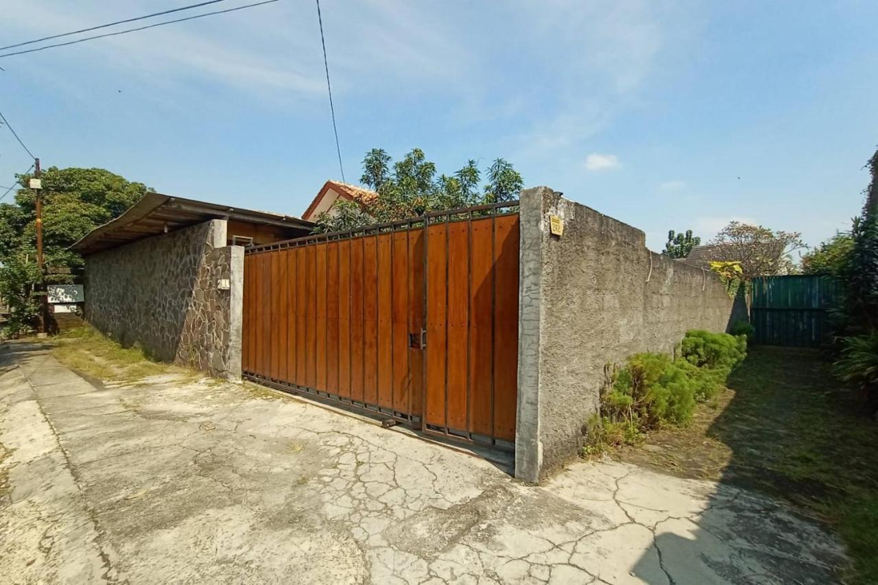 Express O 91578 Villali Jogja Γιογκιακάρτα Εξωτερικό φωτογραφία